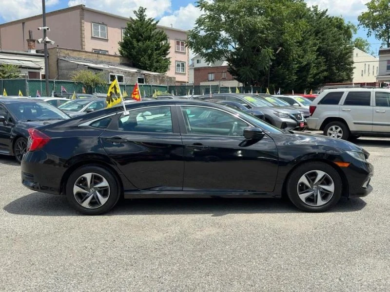 2019 Honda Civic 10th Gen - Image 6 of 12