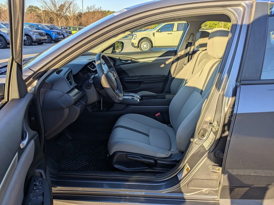 2019 Honda Civic 10th Gen - Image 11 of 12