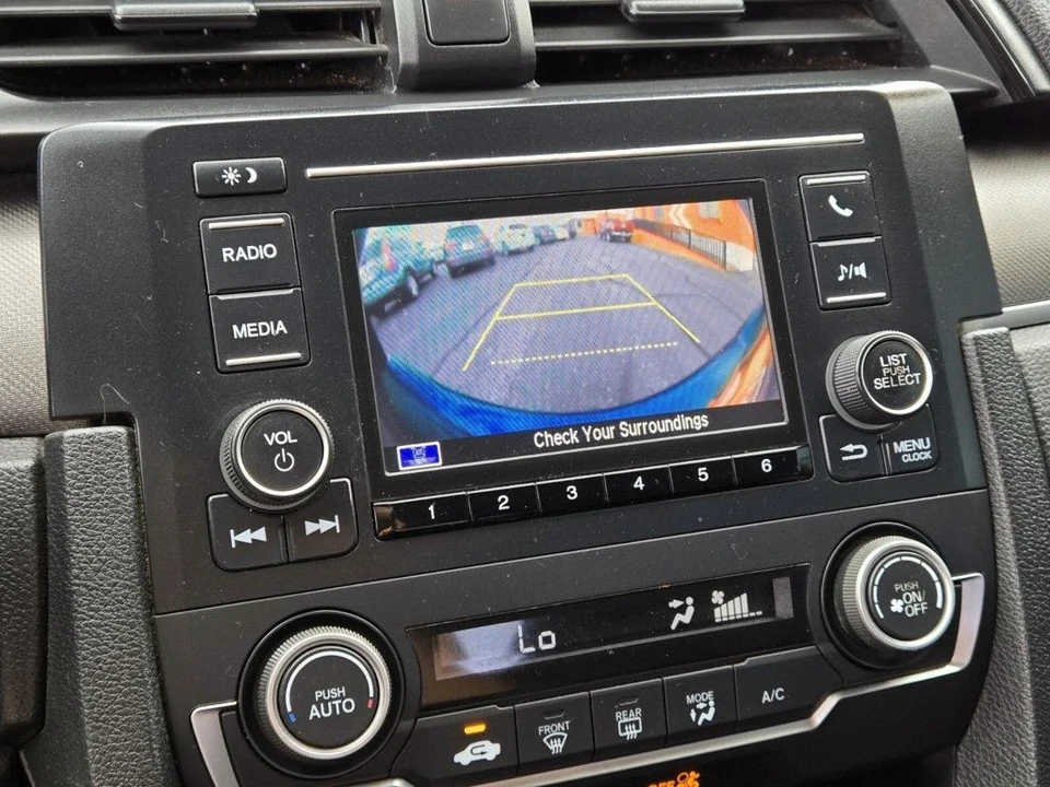 2019 Honda Civic 10th Gen - Image 18 of 19