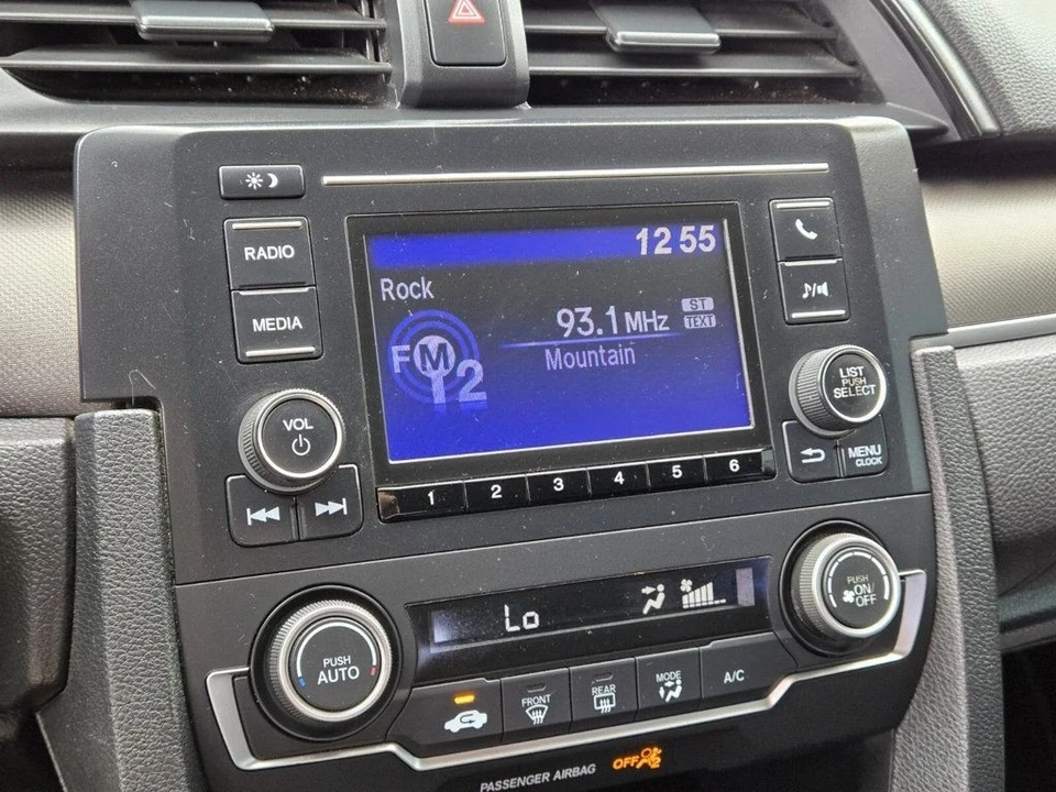 2019 Honda Civic 10th Gen - Image 17 of 19