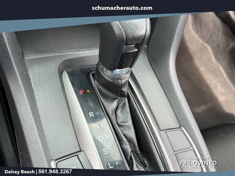 2019 Honda Civic 10th Gen - Image 23 of 26