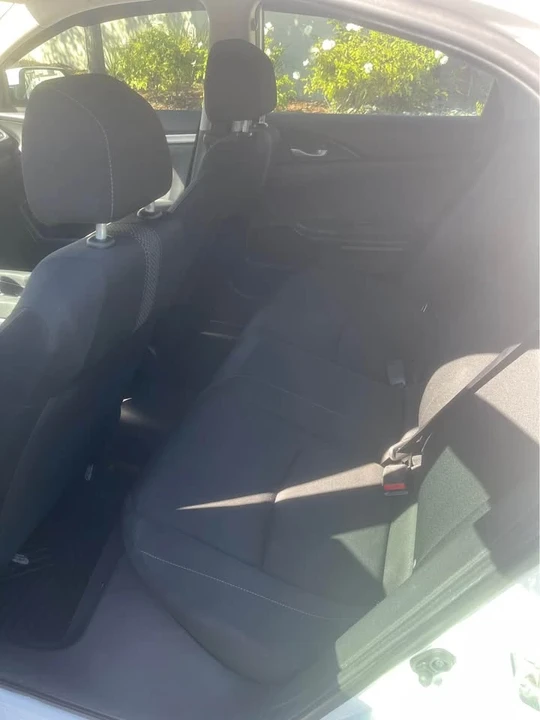 2019 Honda Civic 10th Gen - Image 6 of 7