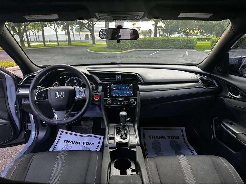 2019 Honda Civic 10th Gen - Image 11 of 15