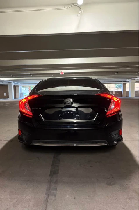 2019 Honda Civic 10th Gen - Image 7 of 10