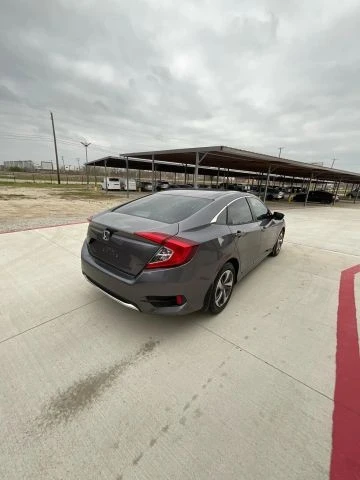 2019 Honda Civic 10th Gen - Image 16 of 21