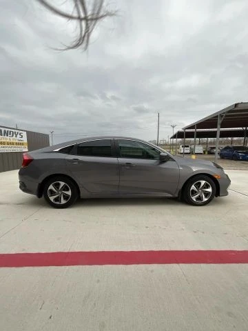 2019 Honda Civic 10th Gen - Image 18 of 21