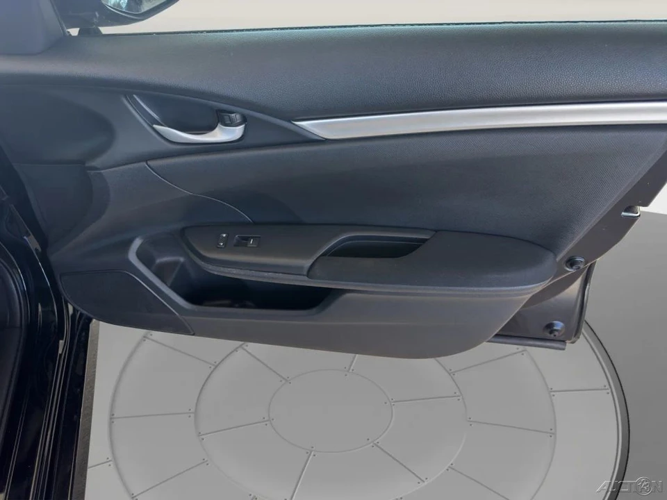 2019 Honda Civic 10th Gen - Image 18 of 21