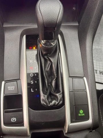 2019 Honda Civic 10th Gen - Image 19 of 21