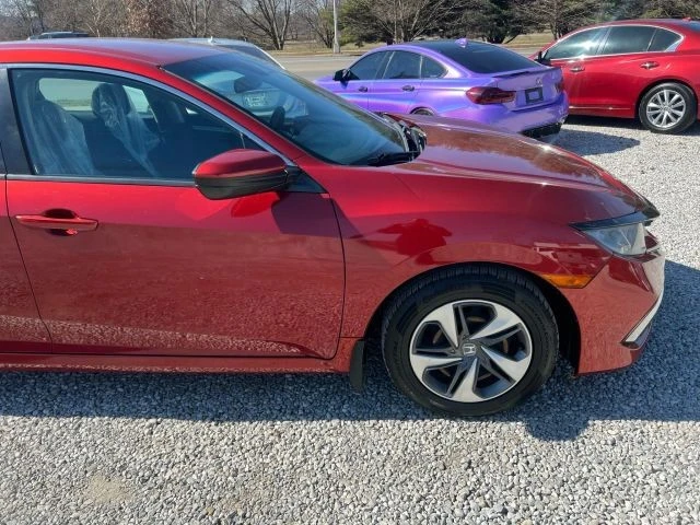 2019 Honda Civic 10th Gen - Image 10 of 18
