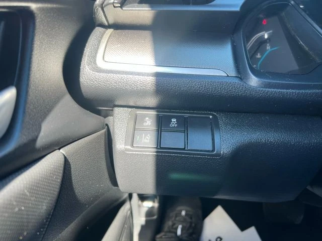 2019 Honda Civic 10th Gen - Image 16 of 18