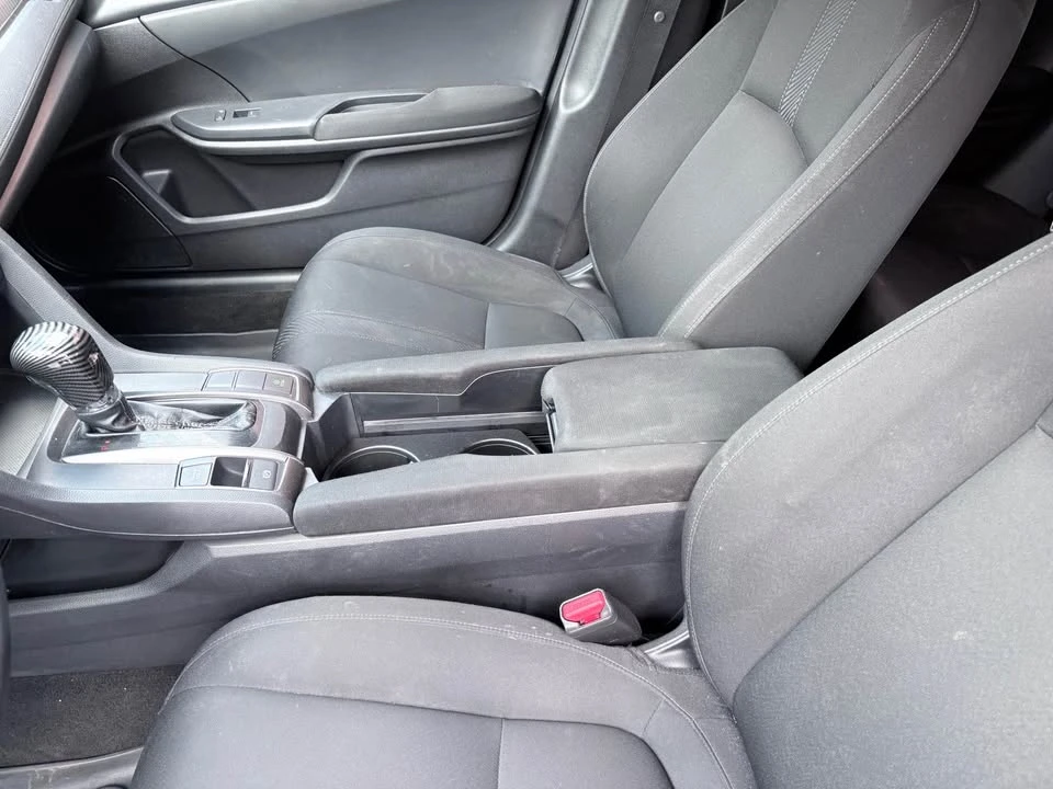 2019 Honda Civic 10th Gen - Image 10 of 12
