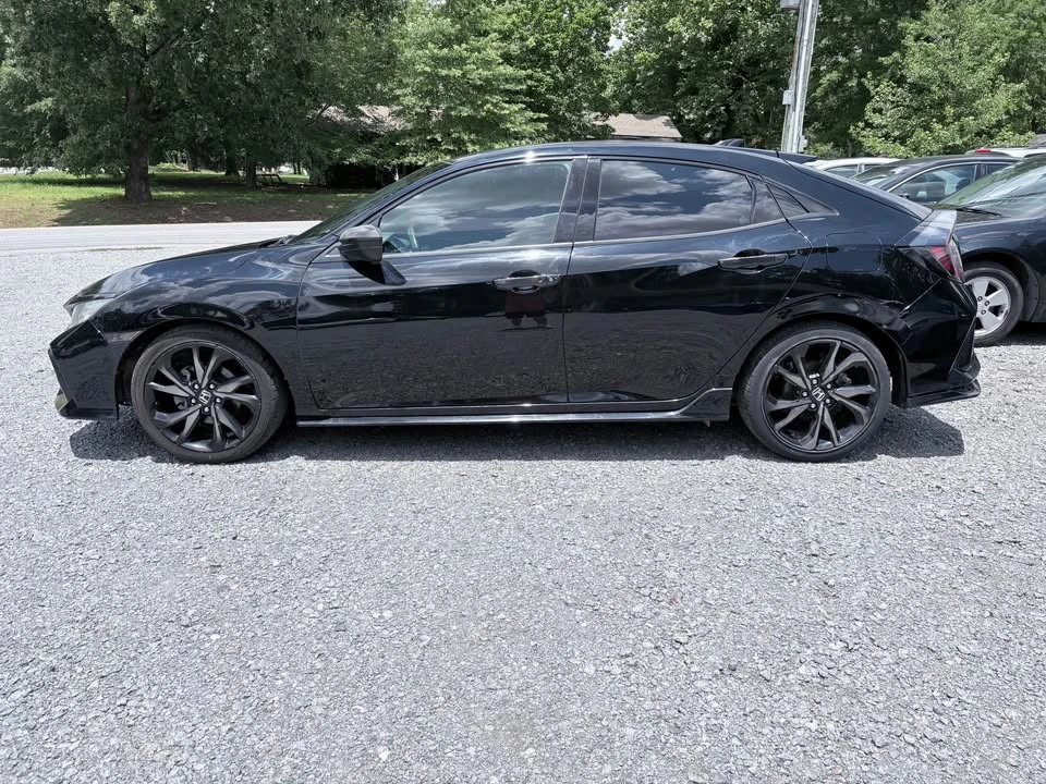 2019 Honda Civic 10th Gen - Image 2 of 12