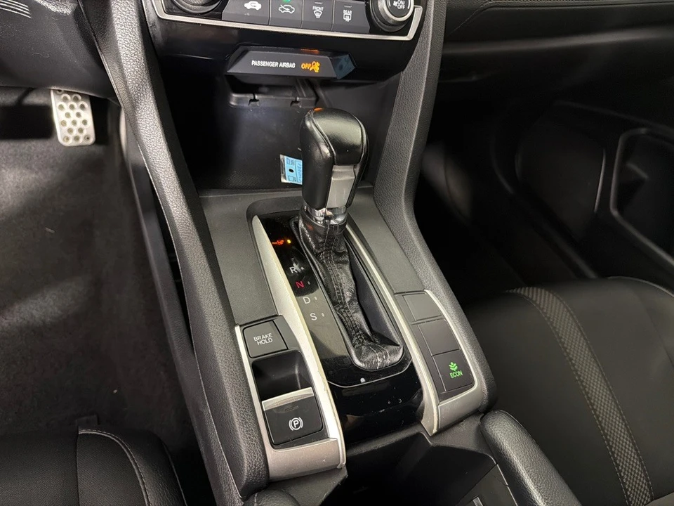 2019 Honda Civic 10th Gen - Image 17 of 25