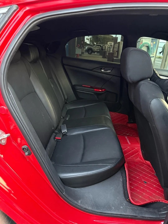 2019 Honda Civic 10th Gen - Image 6 of 13