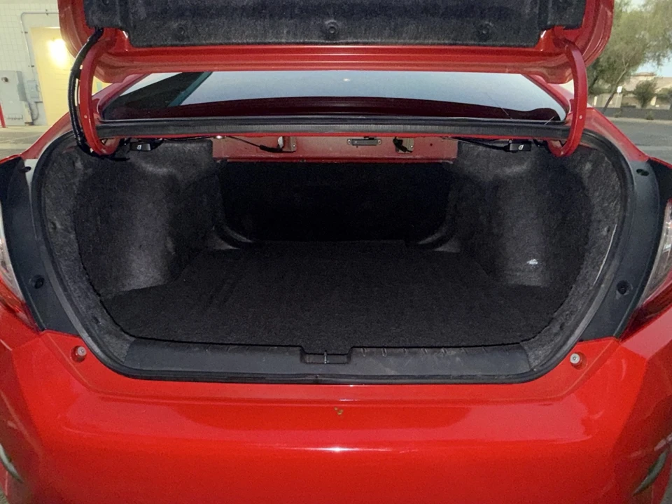 2019 Honda Civic 10th Gen - Image 13 of 13