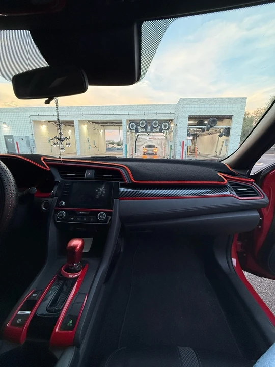 2019 Honda Civic 10th Gen - Image 8 of 13