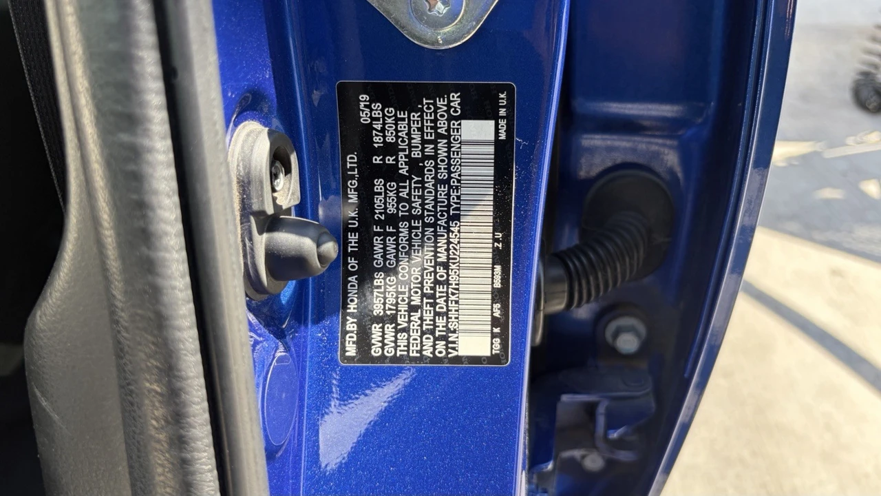 2019 Honda Civic 10th Gen - Image 16 of 24