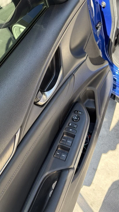 2019 Honda Civic 10th Gen - Image 17 of 24