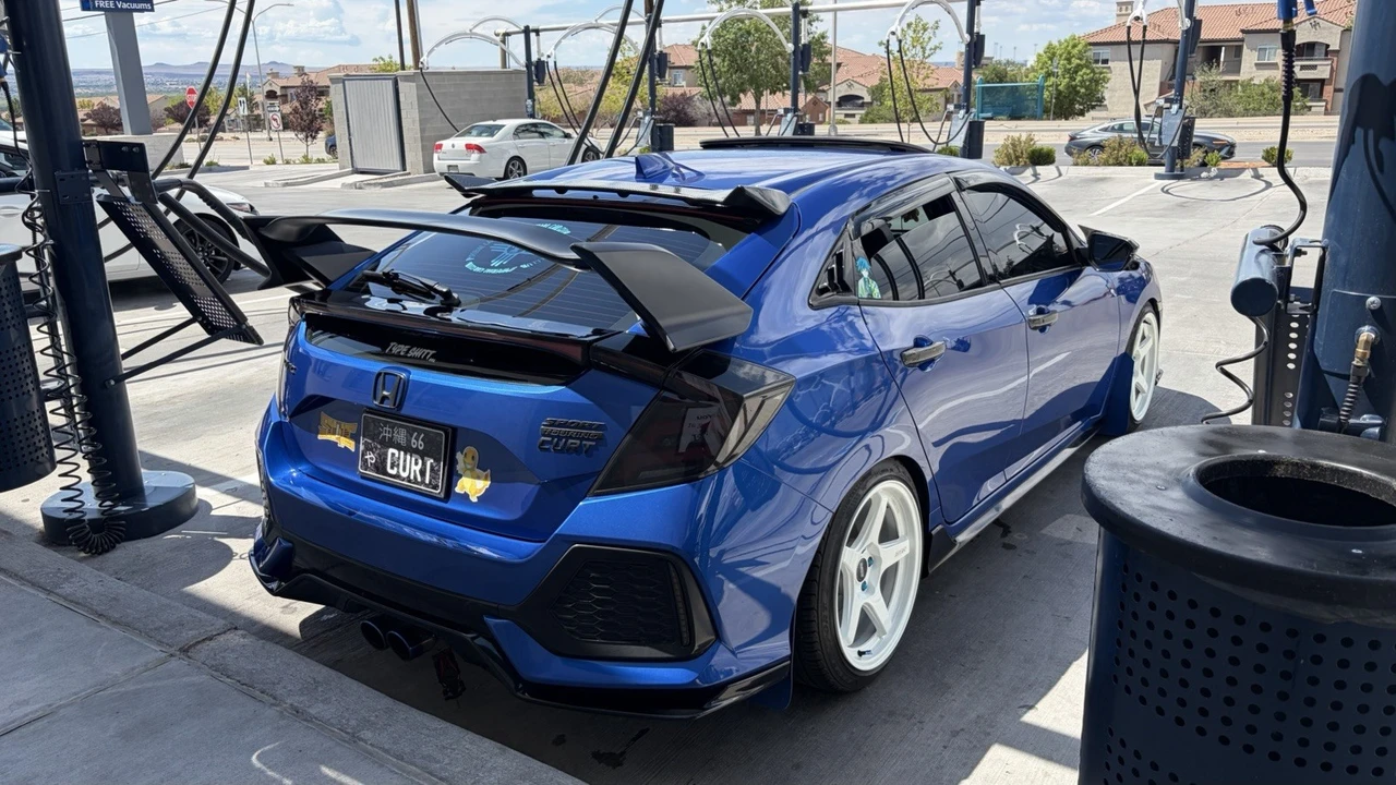 2019 Honda Civic 10th Gen - Image 22 of 24