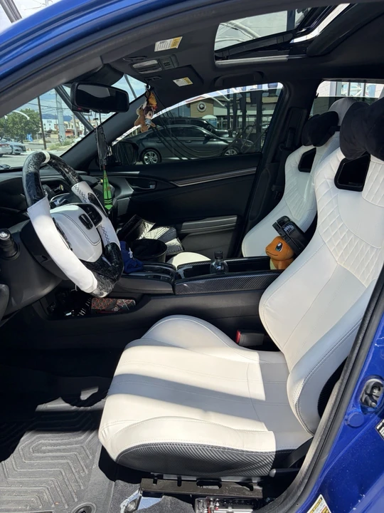 2019 Honda Civic 10th Gen - Image 8 of 24