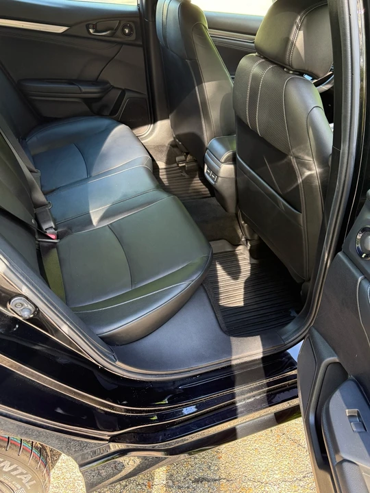 2019 Honda Civic 10th Gen - Image 19 of 28