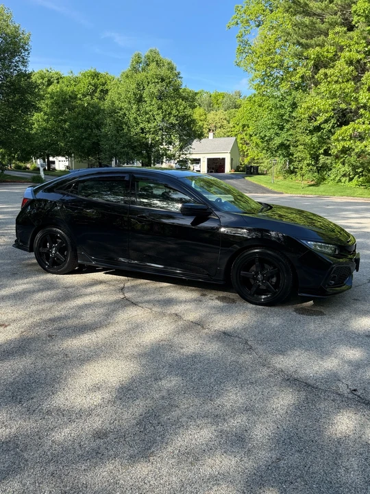2019 Honda Civic 10th Gen - Image 5 of 28