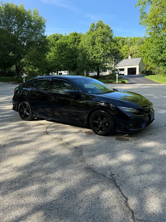 2019 Honda Civic 10th Gen - Image 6 of 28