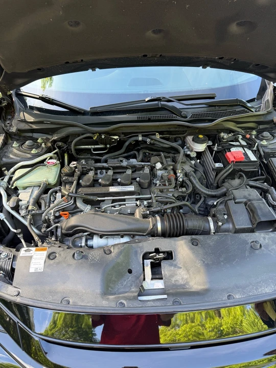 2019 Honda Civic 10th Gen - Image 24 of 28