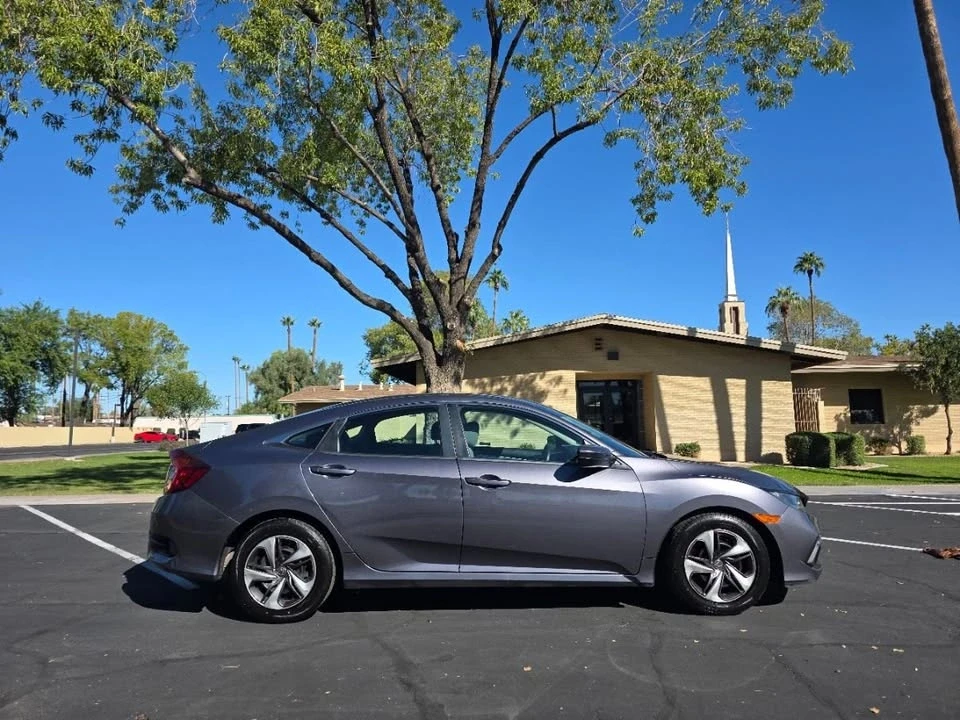 2019 Honda Civic 10th Gen - Image 3 of 19
