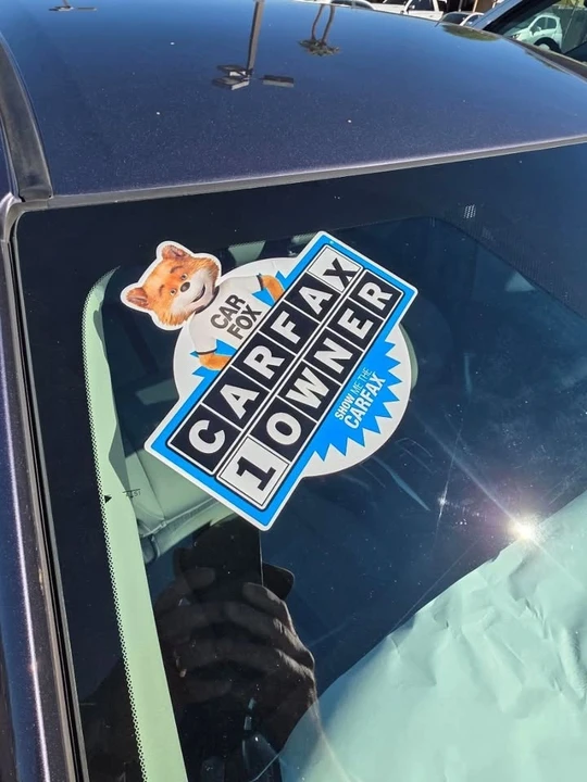 2019 Honda Civic 10th Gen - Image 2 of 19