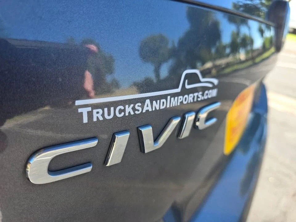 2019 Honda Civic 10th Gen - Image 5 of 19