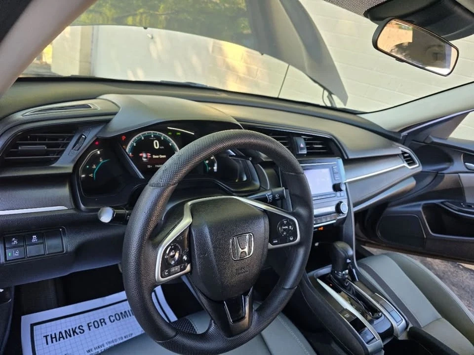 2019 Honda Civic 10th Gen - Image 16 of 19