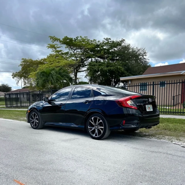 2019 Honda Civic Si 10th Gen - Image 4 of 10