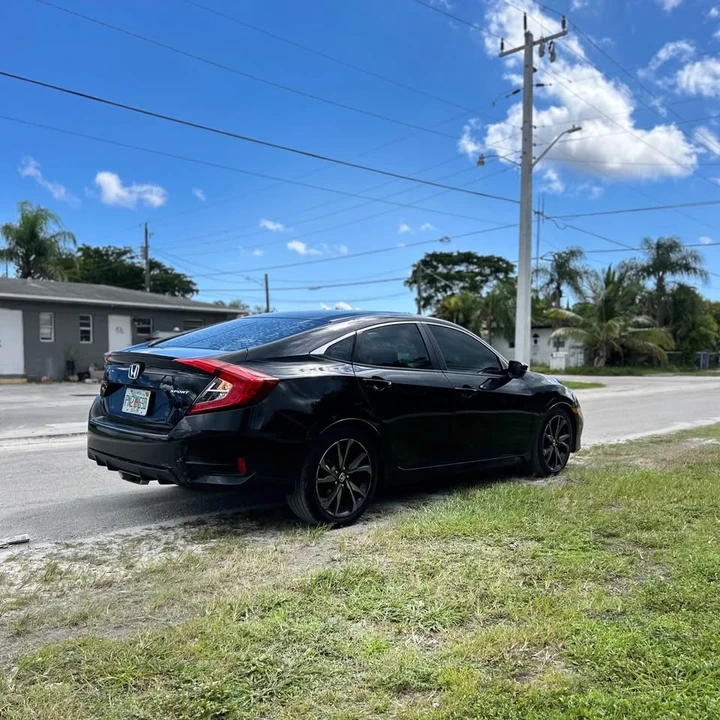 2019 Honda Civic Si 10th Gen - Image 7 of 10