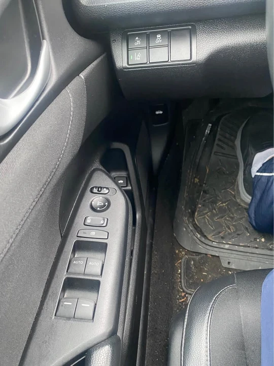 2019 Honda Civic 10th Gen - Image 8 of 9