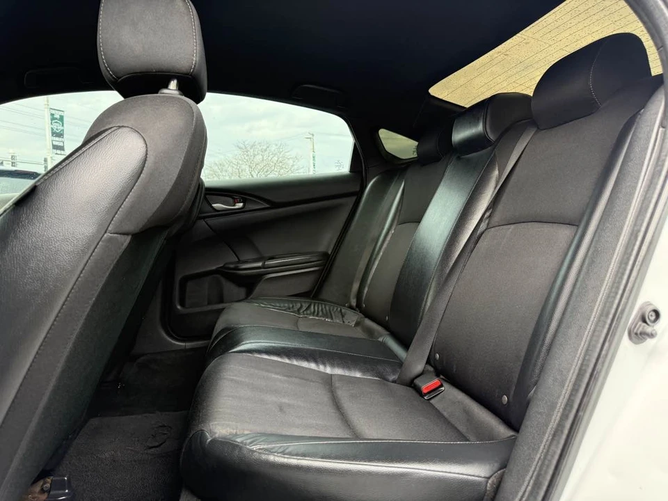 2019 Honda Civic 10th Gen - Image 13 of 21