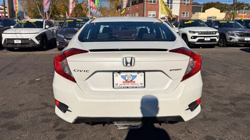 2019 Honda Civic 10th Gen - Image 6 of 12