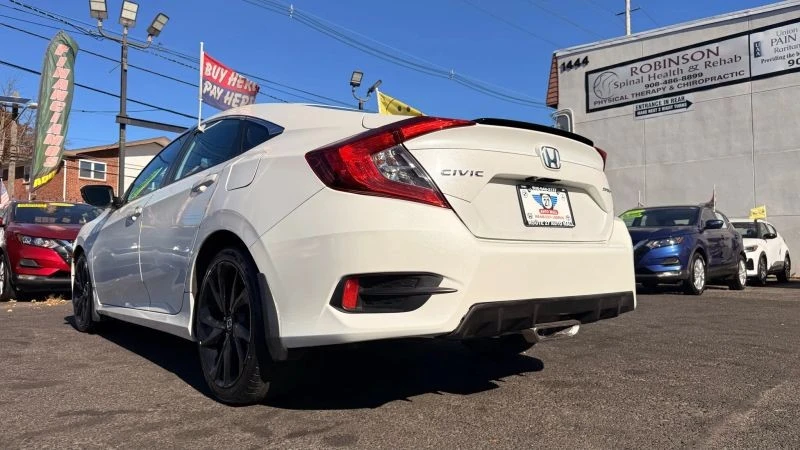 2019 Honda Civic 10th Gen - Image 10 of 12