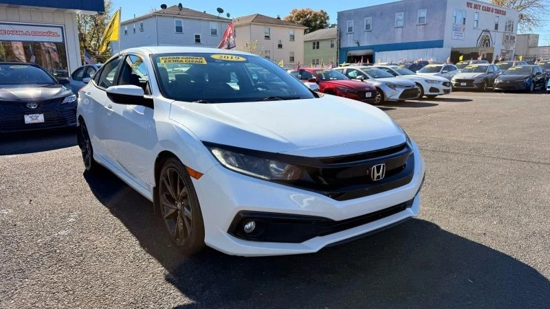2019 Honda Civic 10th Gen - Image 2 of 12