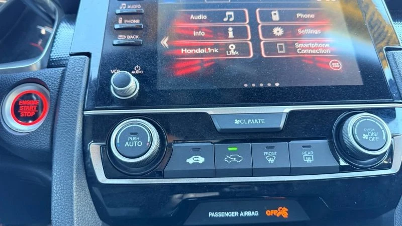 2019 Honda Civic 10th Gen - Image 7 of 12
