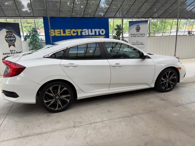 2019 Honda Civic 10th Gen - Image 6 of 31
