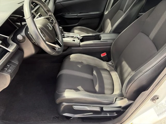 2019 Honda Civic 10th Gen - Image 21 of 31