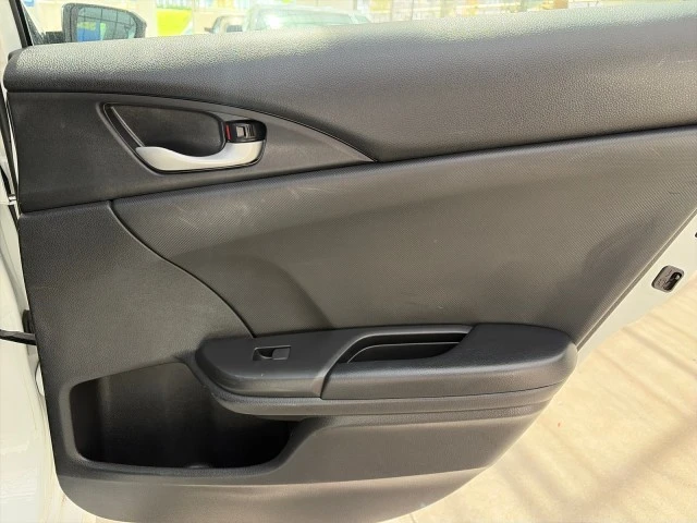 2019 Honda Civic 10th Gen - Image 27 of 31
