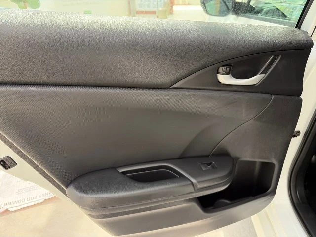 2019 Honda Civic 10th Gen - Image 29 of 31
