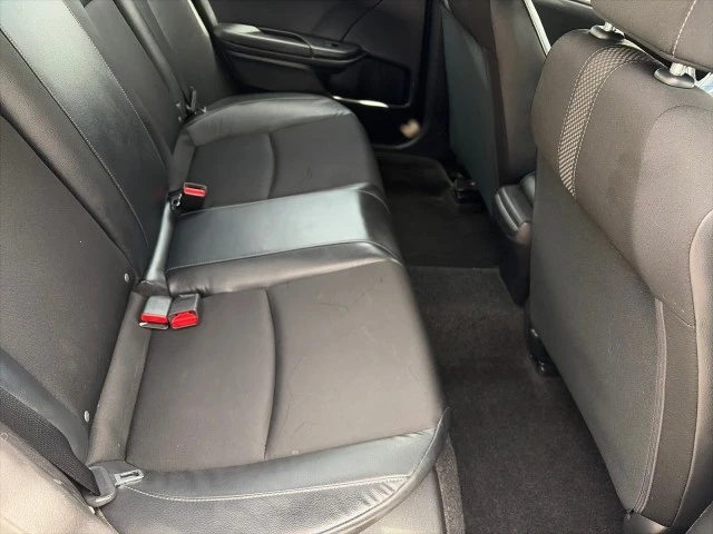 2019 Honda Civic 10th Gen - Image 28 of 31
