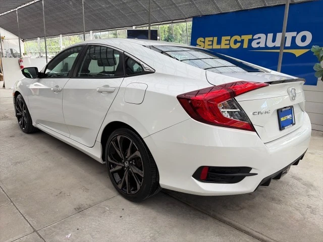 2019 Honda Civic 10th Gen - Image 14 of 31