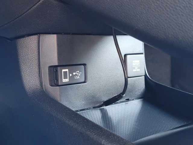 2019 Honda Civic 10th Gen - Image 24 of 27