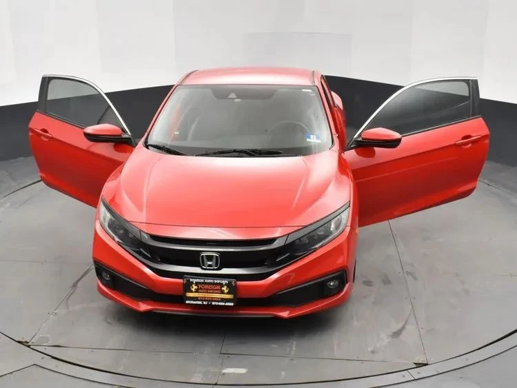2019 Honda Civic 10th Gen - Image 10 of 12