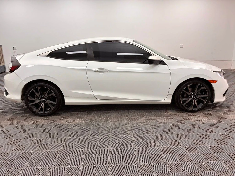 2019 Honda Civic 10th Gen - Image 4 of 12