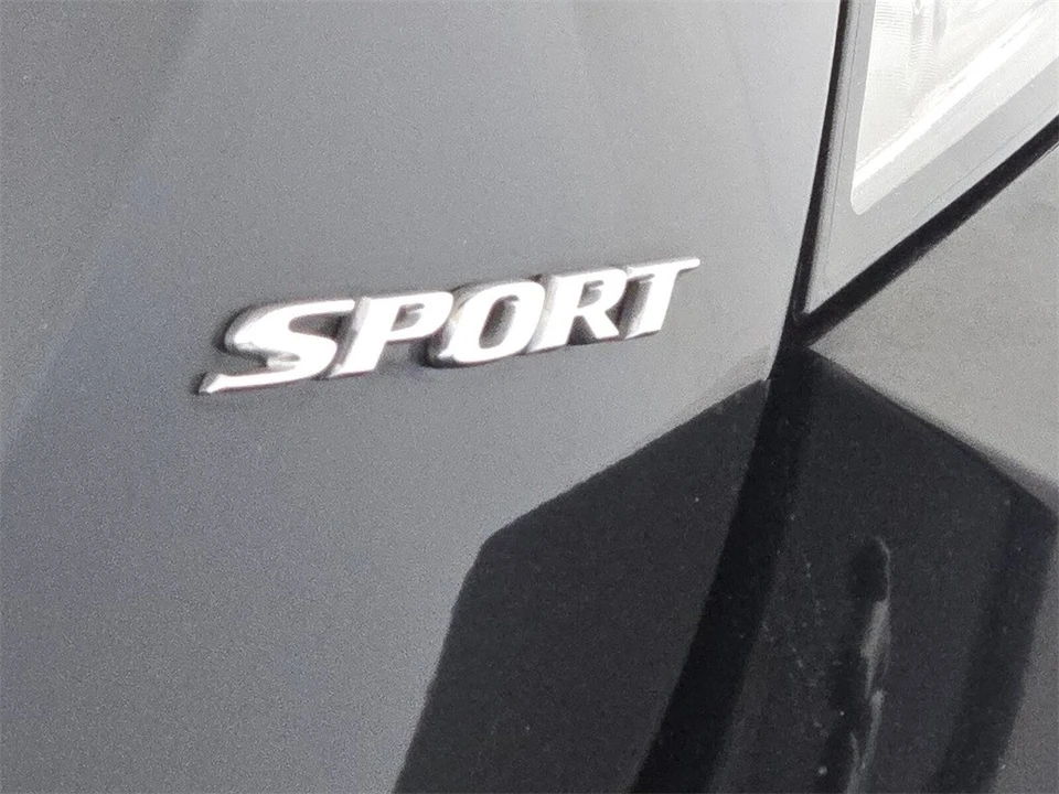 2019 Honda Civic 10th Gen - Image 9 of 12